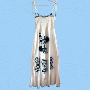 Vava by Joy Han white maxi gauzy embroidered bohemian dress
